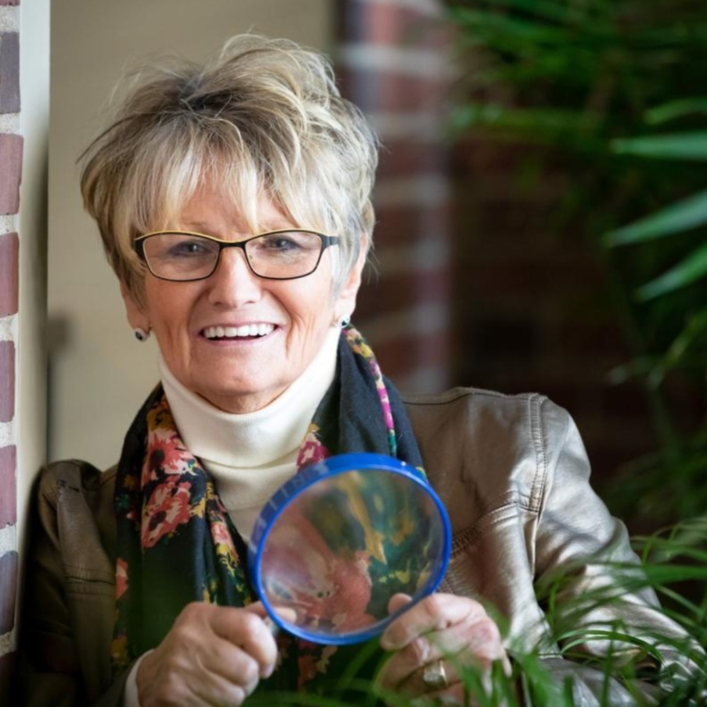 Meet your Posher, Sandie